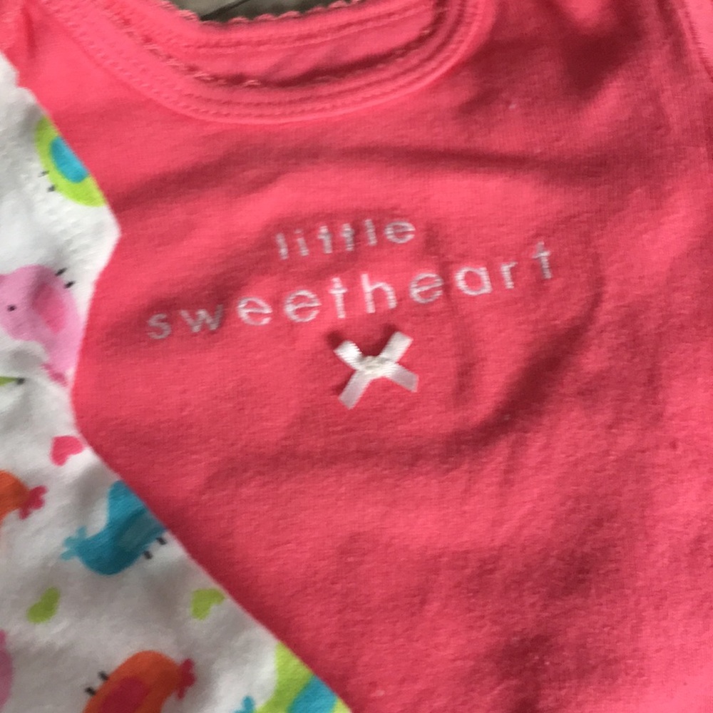 Baby onesies - Picture 2 of 4
